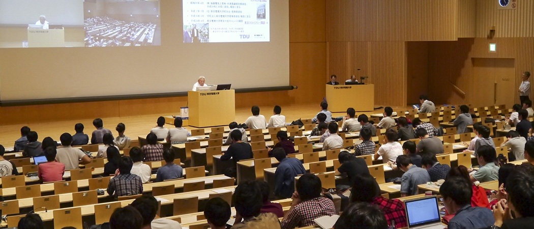 1年次科目「東京電機大学で学ぶ」　講義の様子