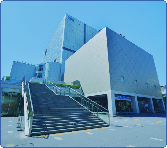 対面とオンラインで同時開催