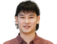 山中 梨功 さん