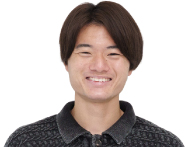 亀甲 智予 さん